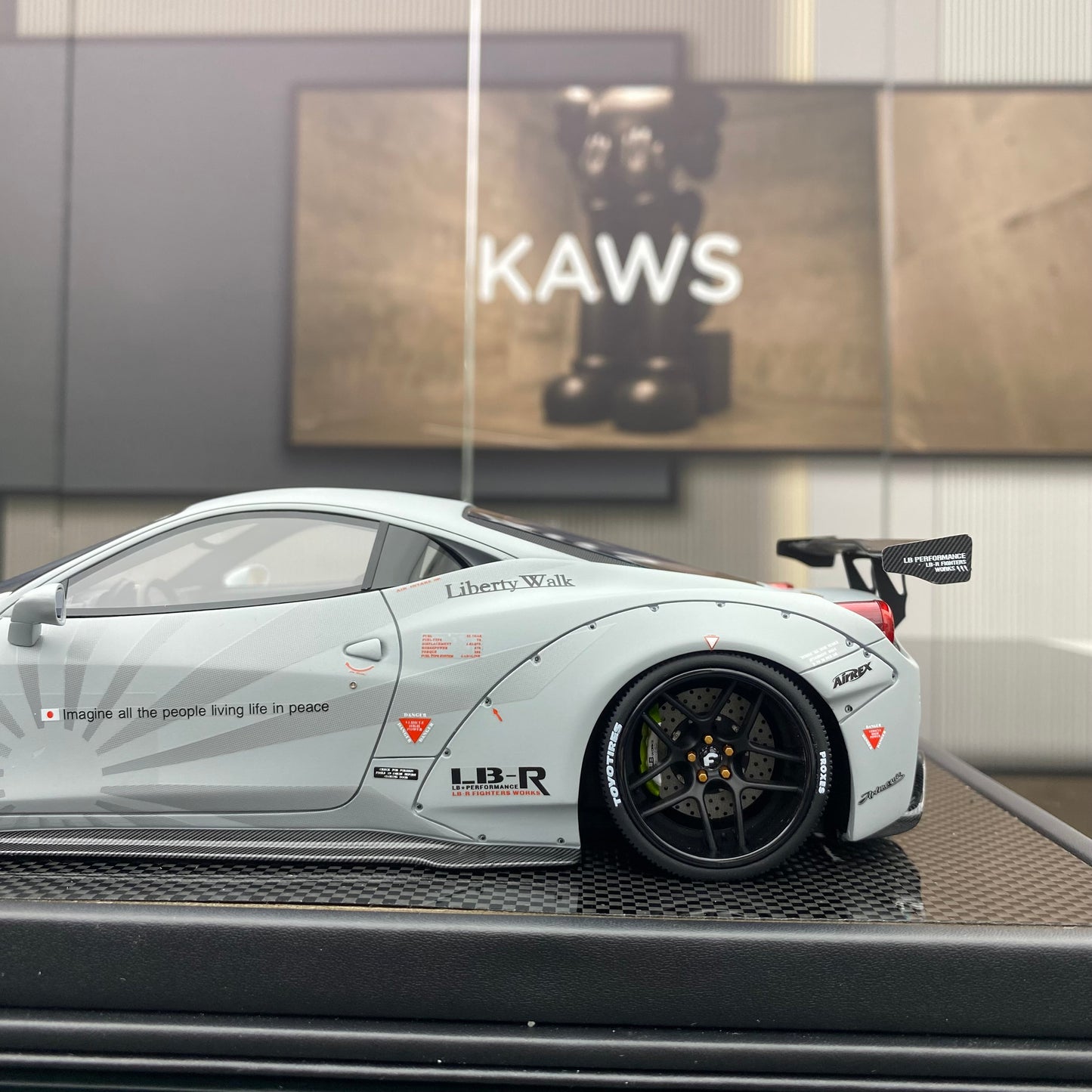 BBA CAR MODEL 1/18 Ferrari 458 modified gray simulation car model