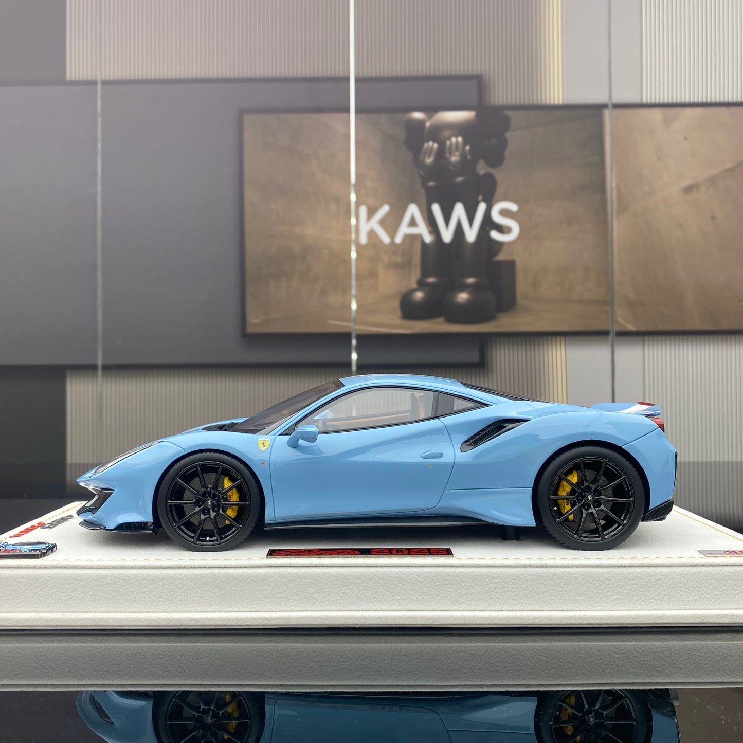 MR 1/18 2025 Year of the Snake Edition Ferrari 488 pista Plata Blue car model