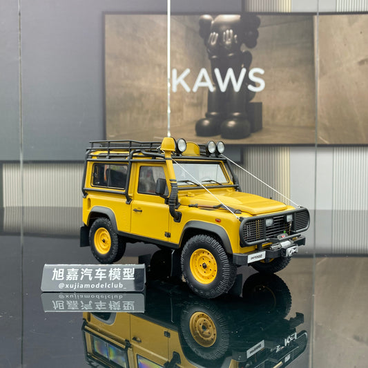KYOSHO 1/18 Land Rover Defender 90 Camel Cup Alloy Fully Open Simulation Car Model Collection