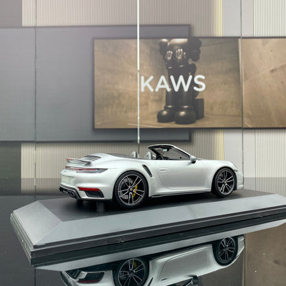 minichamps 1/18 Porsche 911 Turbo Convertible Alloy Closed Car Model