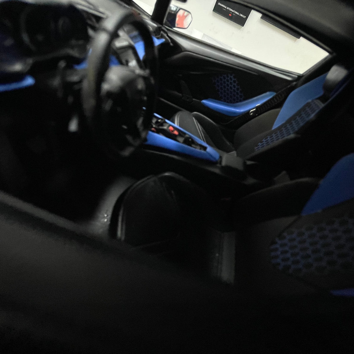 Topspeed 1/18 Lamborghini Revuelto (Blue) – TS0619