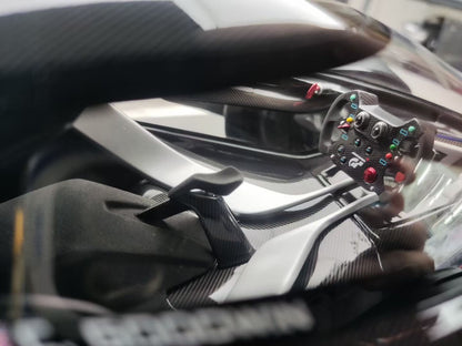 Amalgam 1/8 McLaren Ultimate Vision Gran Turismo - Signature Edition 24/91 DDJ059