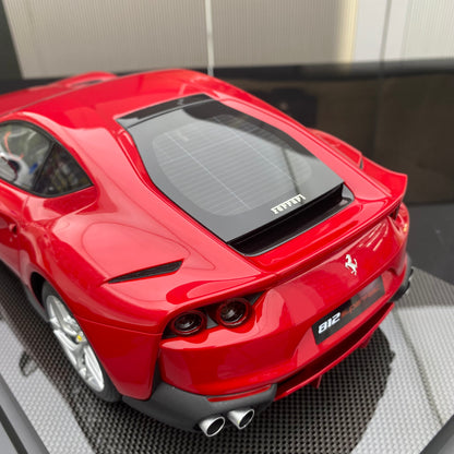 Amalgam 1/12 Ferrari 812 SUPERFAST Red Simulation Car Model