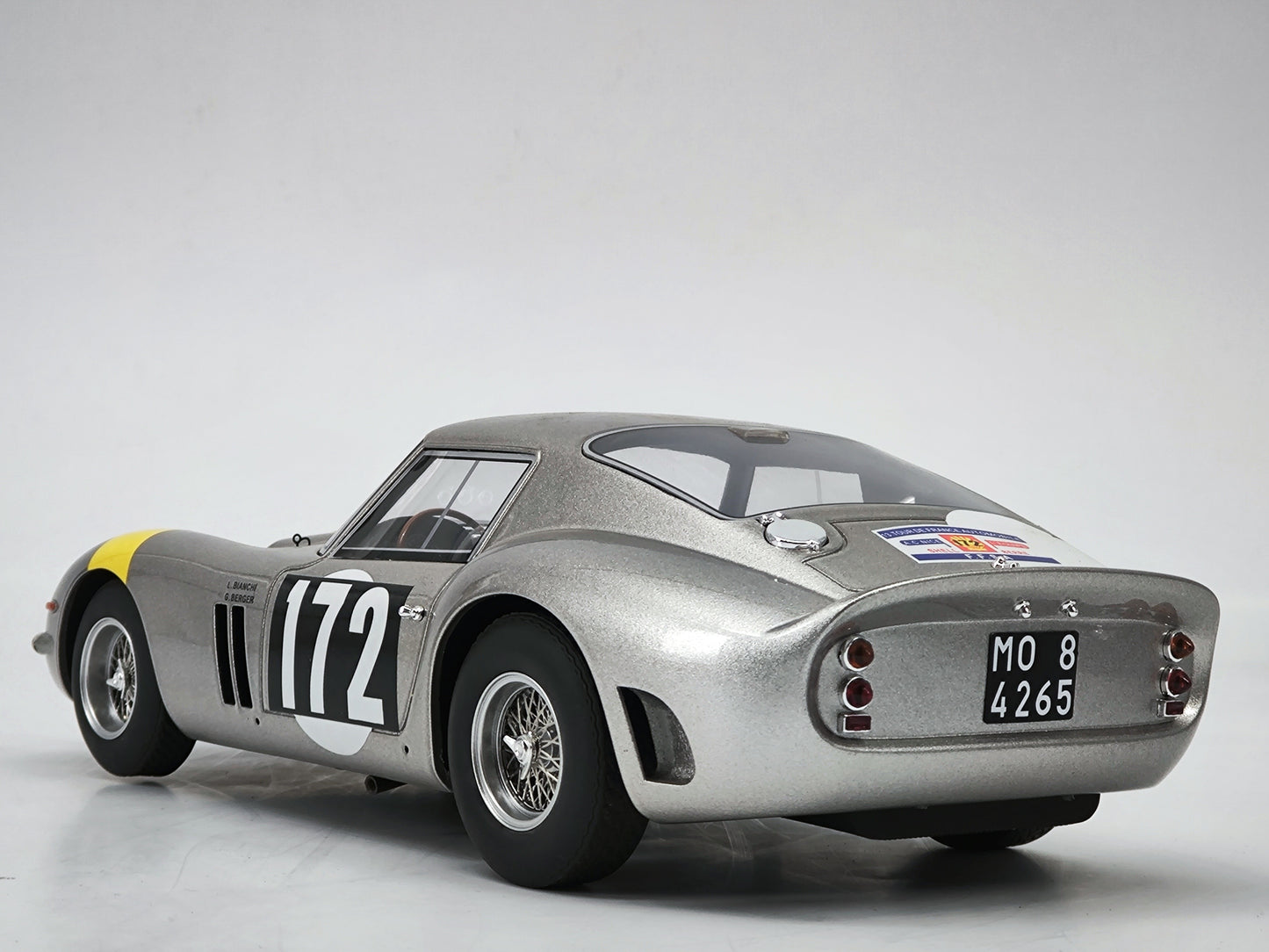 GT Spirit 1/18 Ferrari 250GTO 112 Blue Simulation Car Model Ornaments