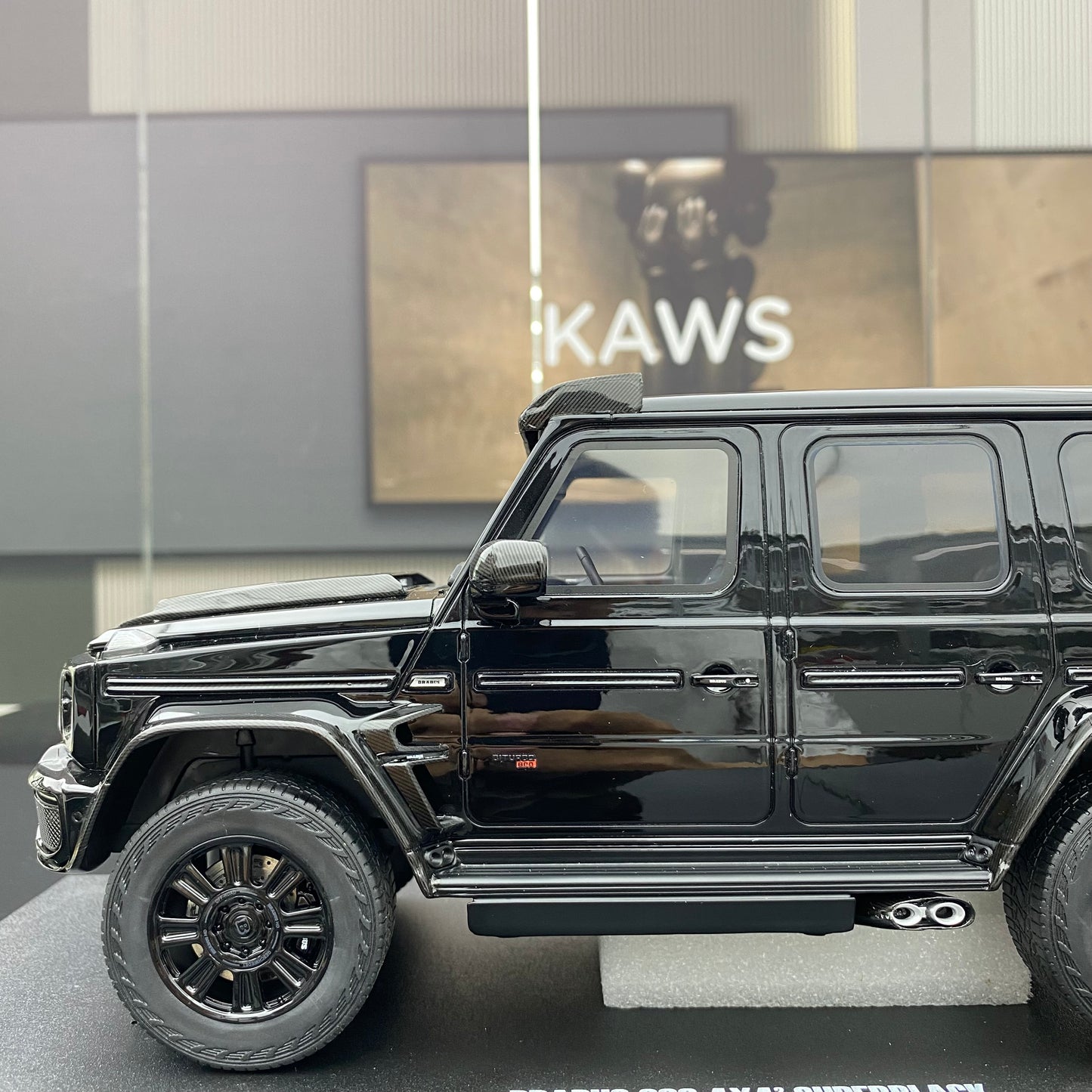 GT Spirit 1/18 Mercedes-Benz Brabus G800 4×4 Black Simulation Car Model Ornaments Gift GT500