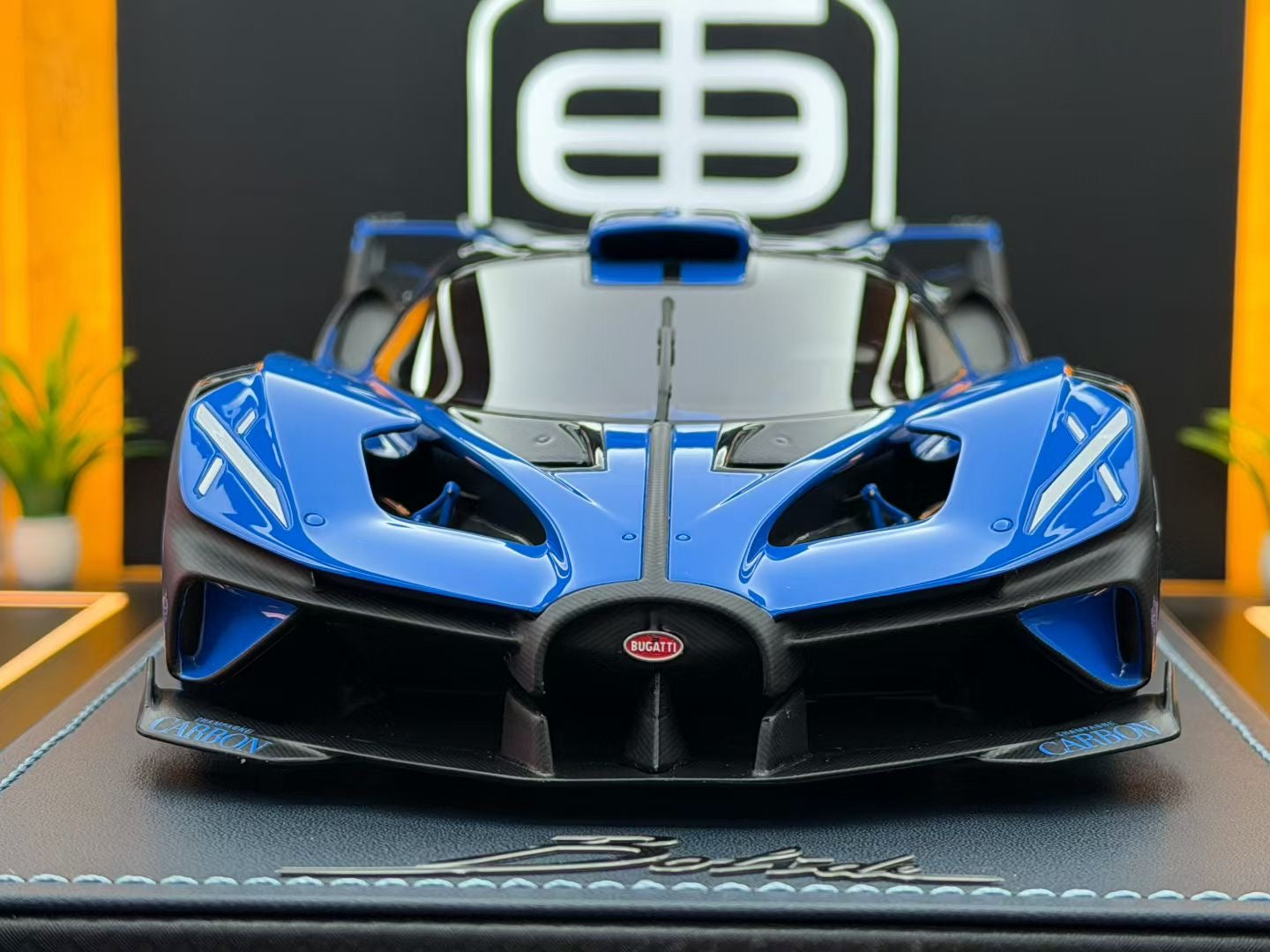 MR 1:18 Bugatti Bolide Blue 541/649 DDJ048