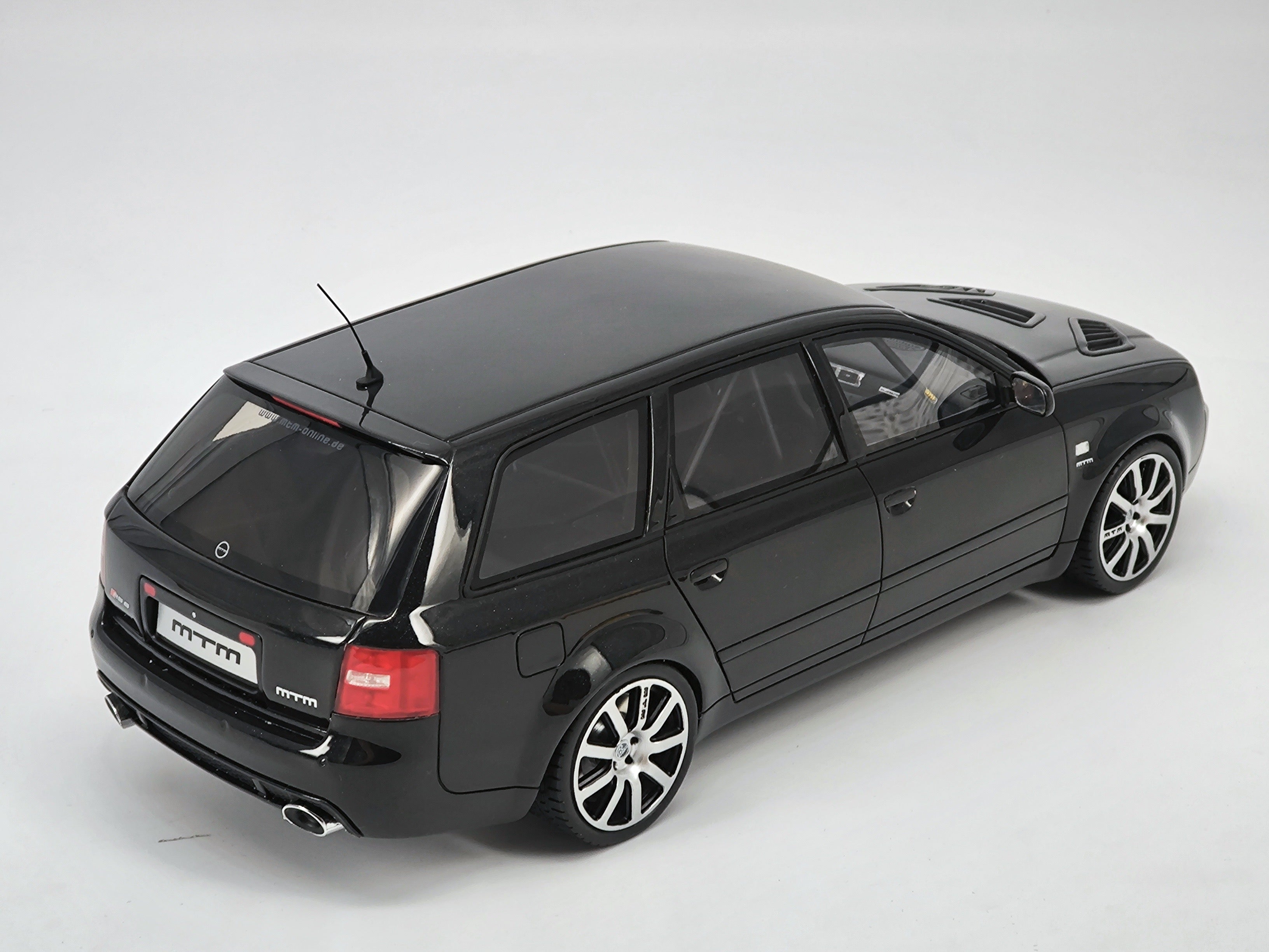 OTTO 1/18 Audi RS6 MTM resin sealed car model – Cigar Model Club