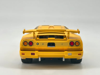 GT Spirit 1/18 Lamborghini Diablo Jota Corsa Yellow Simulated Car Model