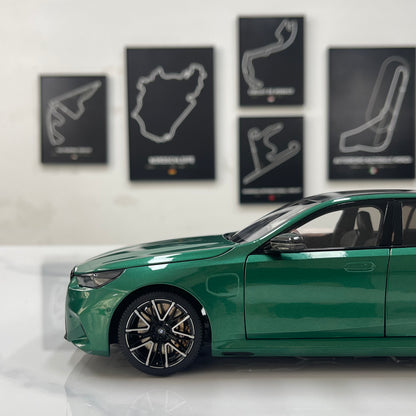 MINICHAMPS 1/18 BMW M5 2024 Metallic Green 110023800