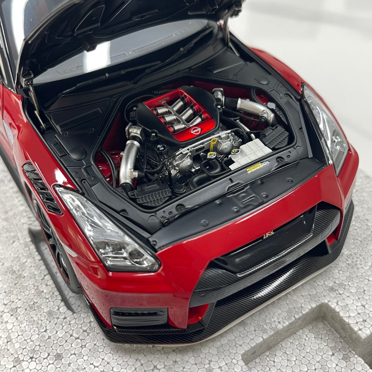 MOTORHELIX 1/18 Nissan GT-R NISMO (R35) Special Edition 2022 Vibrant Red Alloy Full-Opening Model Car