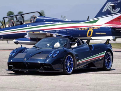 pre-sell HH MODEL 1/18 Pagani Huayra roadster simulation car model ornaments