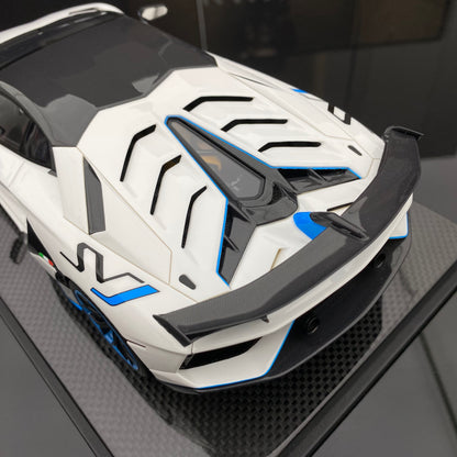 DM 1/18 Lamborghini SVJ Daniel limited edition car model ornament gift
