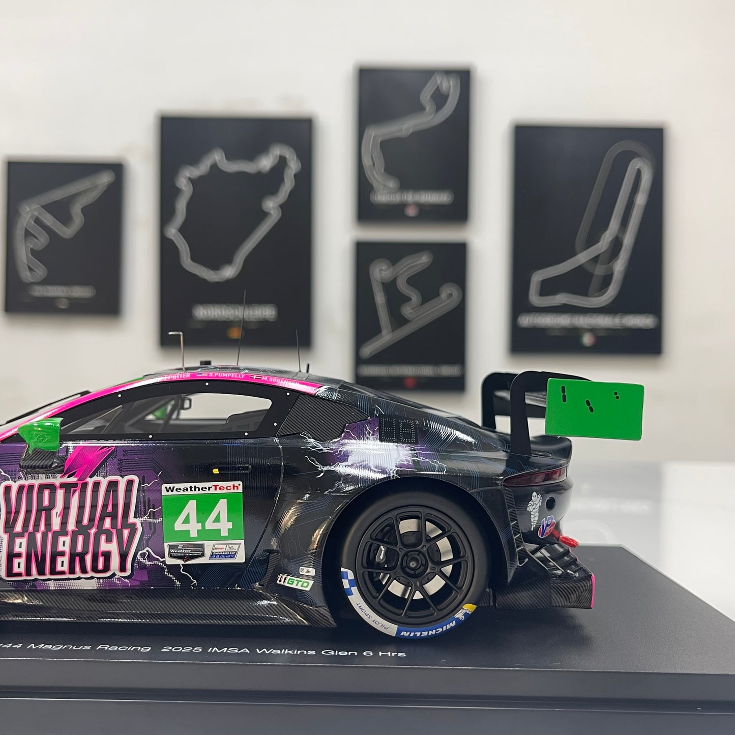 TopSpeed 1/18 Aston Martin Vantage GT3 Evo #44 Magnus Racing Black/Purple Livery (TS0690)