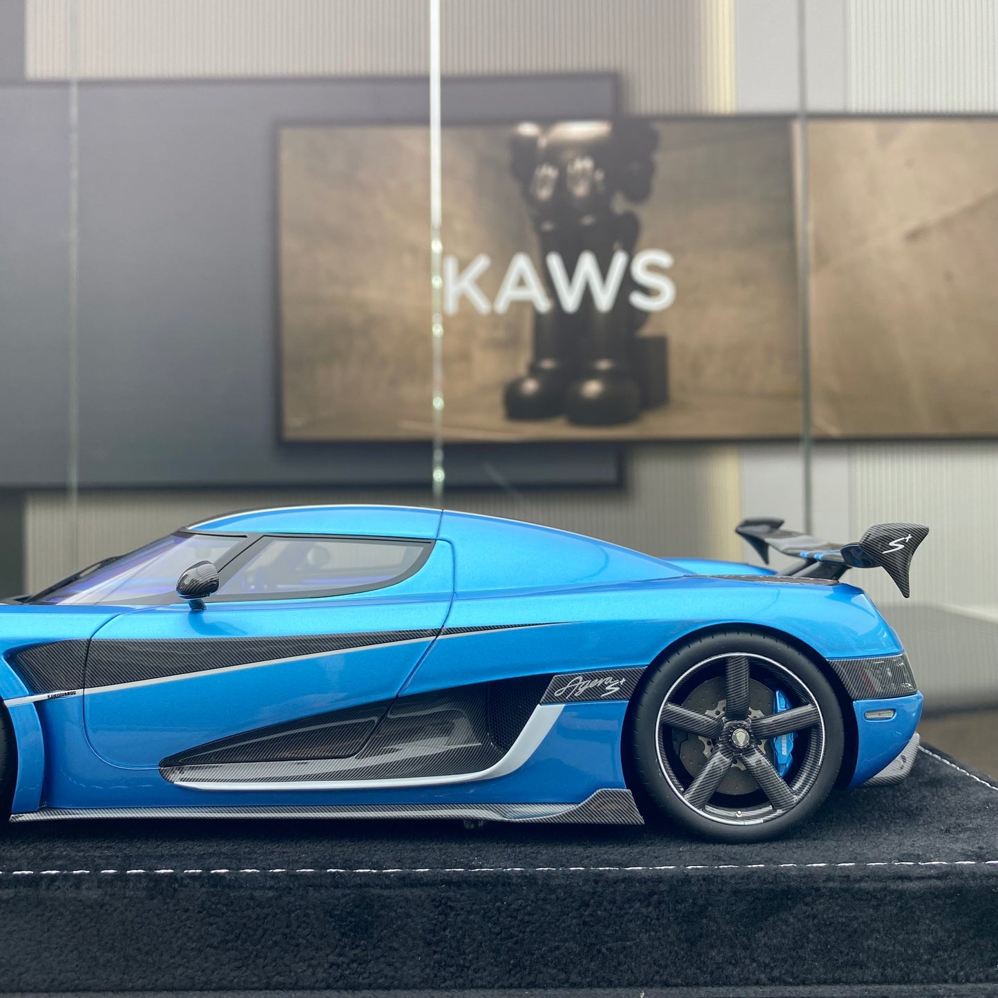 HH Model 1/18 Koenigsegg Agera RS Medusa Simulation Car Model Ornaments