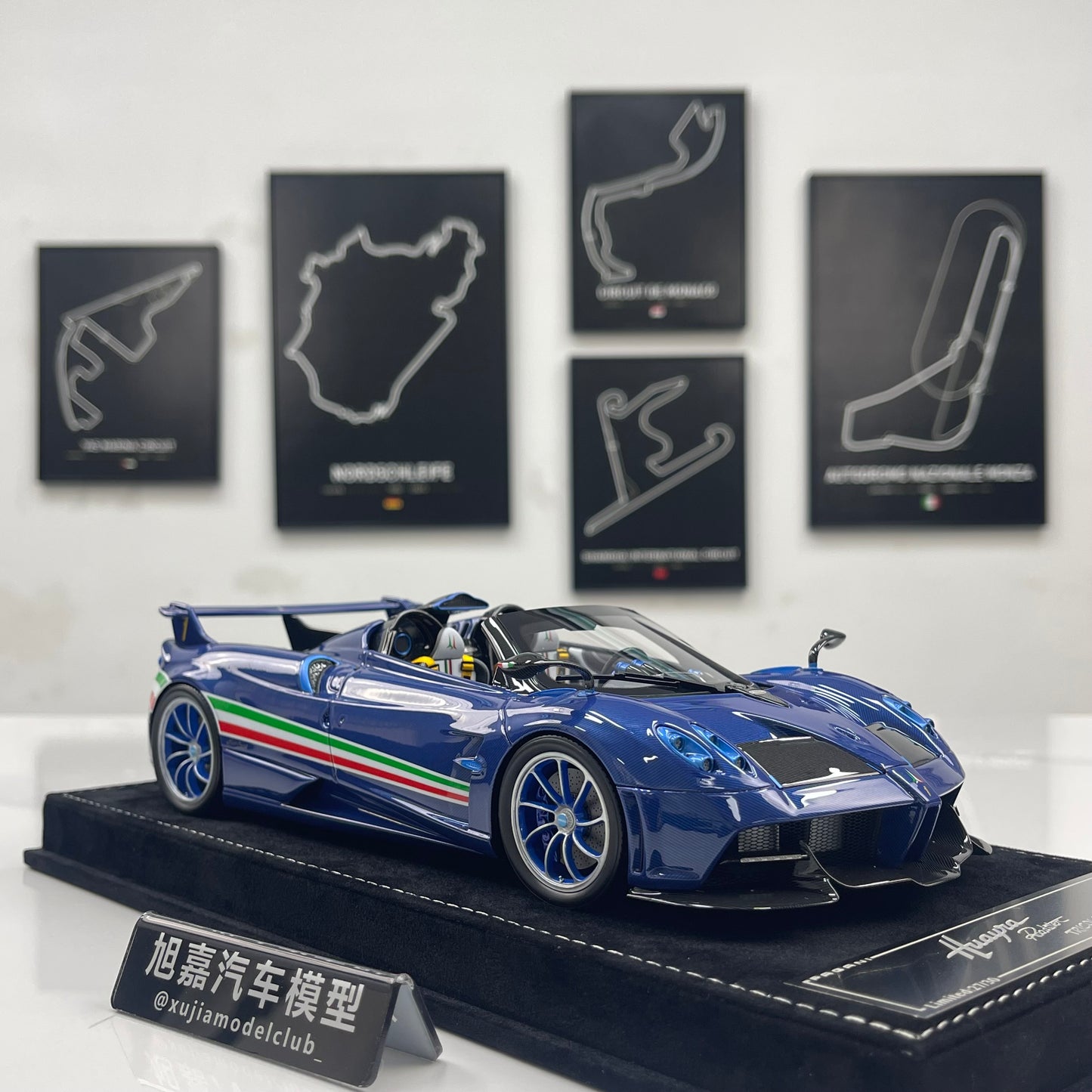 HH Model 1/18 Pagani Huayra Air Force Edition (HH664)