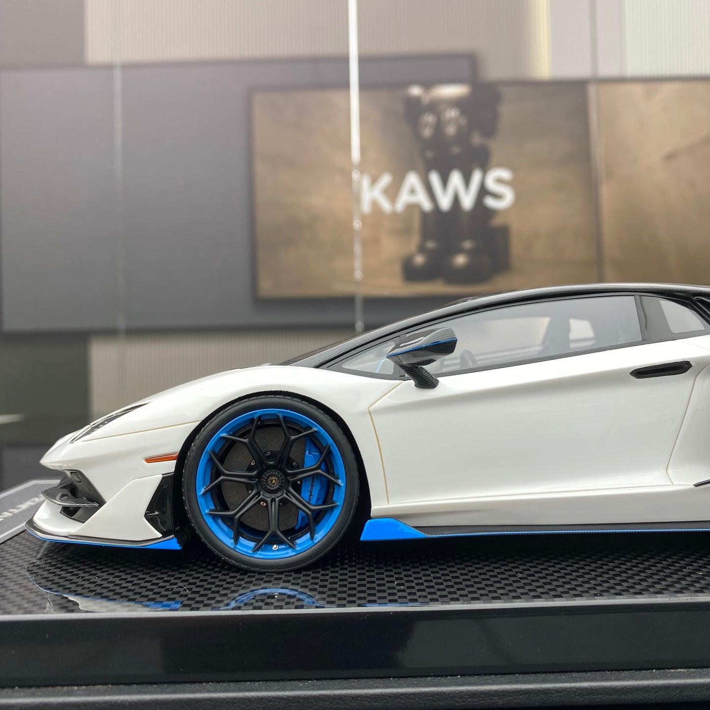 DM 1/18 Lamborghini SVJ Daniel limited edition car model ornament gift