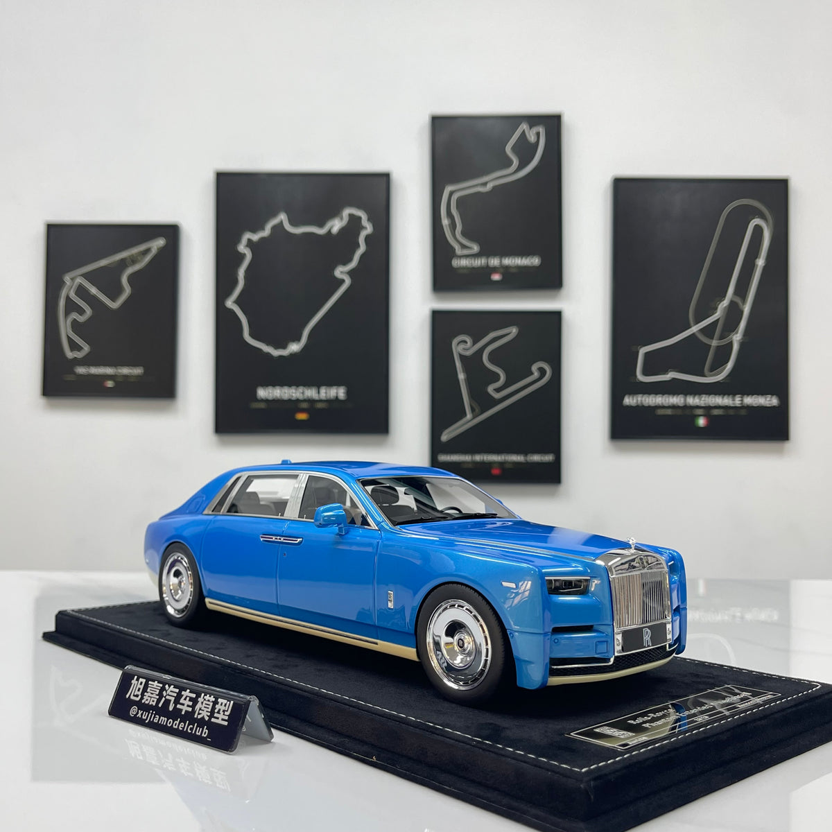 HH Model 1/18 Rolls-Royce Phantom Regatta Edition HH739