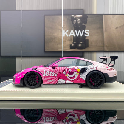 Vehículo Art1/18 Porsche 911 GT2RS Weissach Modelo de paquete