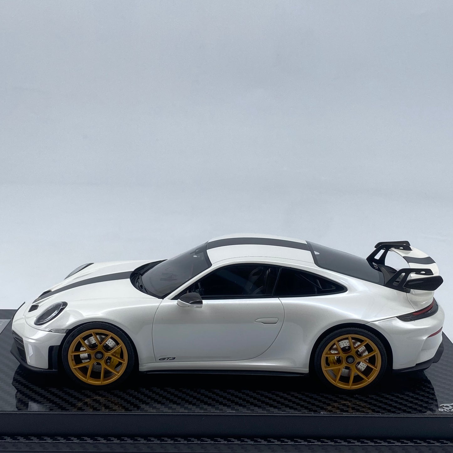 VIP 1/18 Porsche 992.2 GT3 limited edition car model ornaments