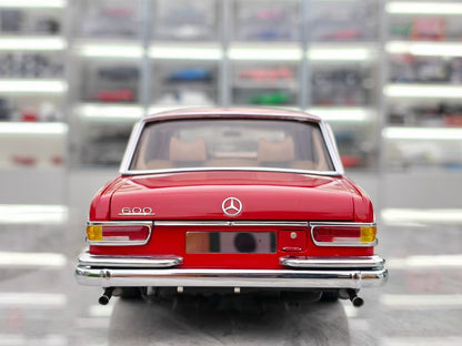 CMC 1/18 Mercedes Pullman 600 W100 Red DDJ010