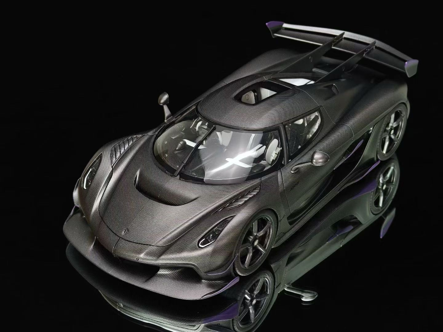 Frontiart 1/18 Koenigsegg Jesko Bare Carbon Model