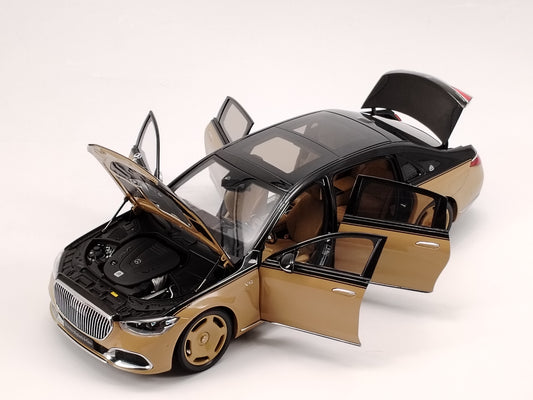 Almost Real 1/18 Mercedes-Benz Maybach S-Class Black and Yellow Alloy Simulation Model Car