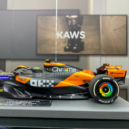 MINICHAMPS 1/18 McLaren FORMULA 1 TEAM MCL38 - LANDO NORRIS black and orange paint