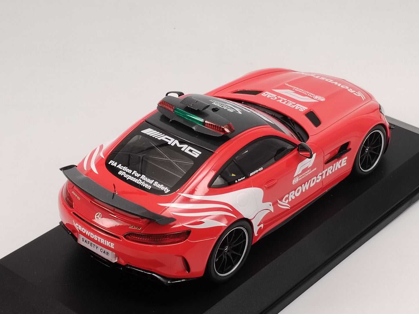 MINICHAMPS 1/18 Mercedes-Benz AMG GT-R F1 Safety Car 2021 Red Paint Alloy Car Model 155036095