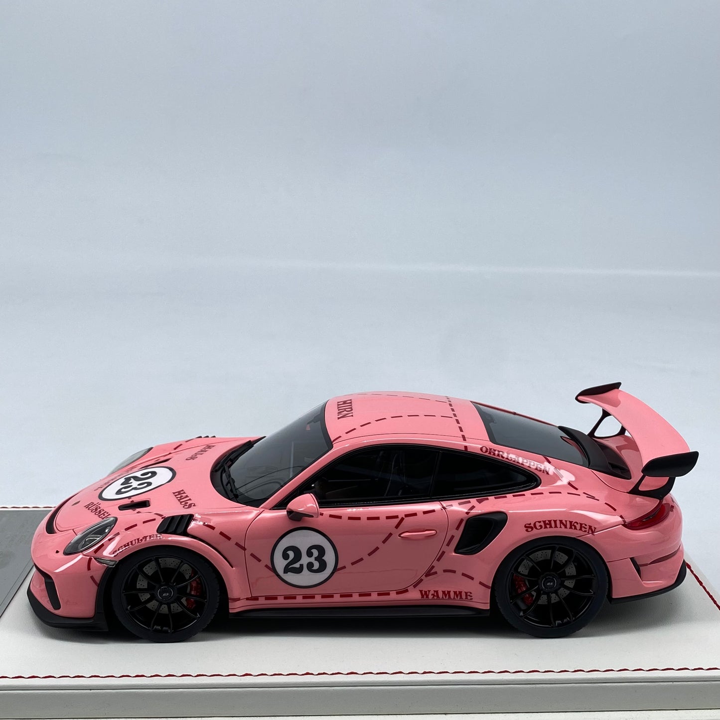 DG 1/18 Porsche 911GT3RS Limited Edition Car Model Ornaments