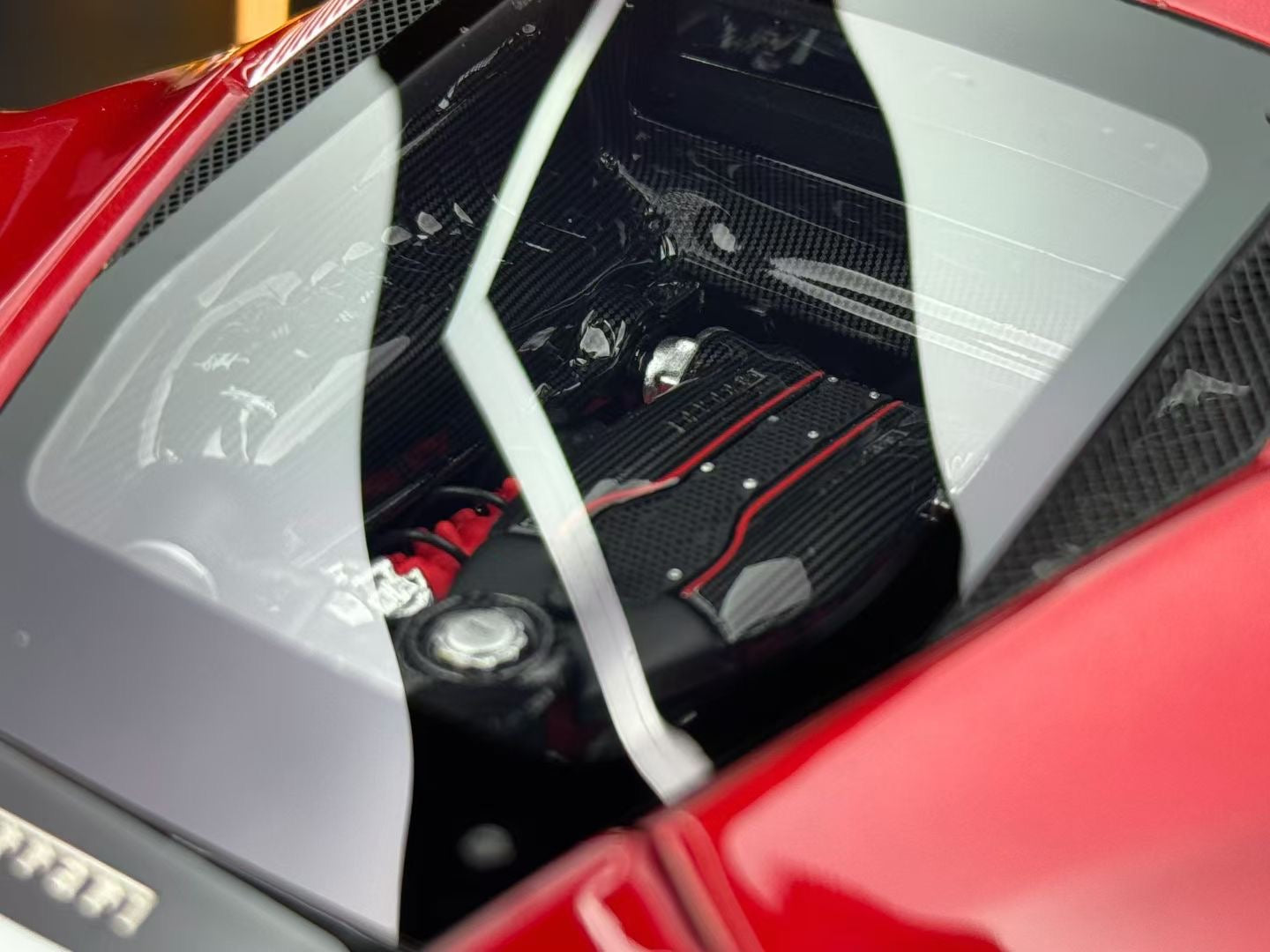 Amalgam 1/18 Ferrari 488pista M6283-SC2