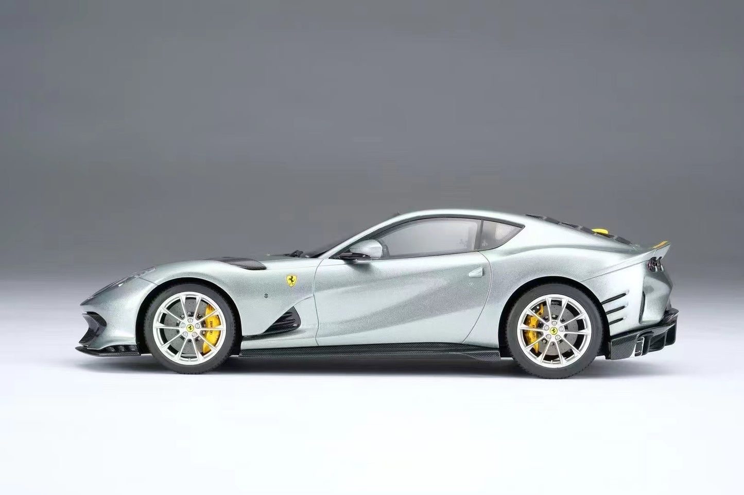 Amalgam 1:18 Ferrari 812 Competizione Cockburn Gray Resin Model
