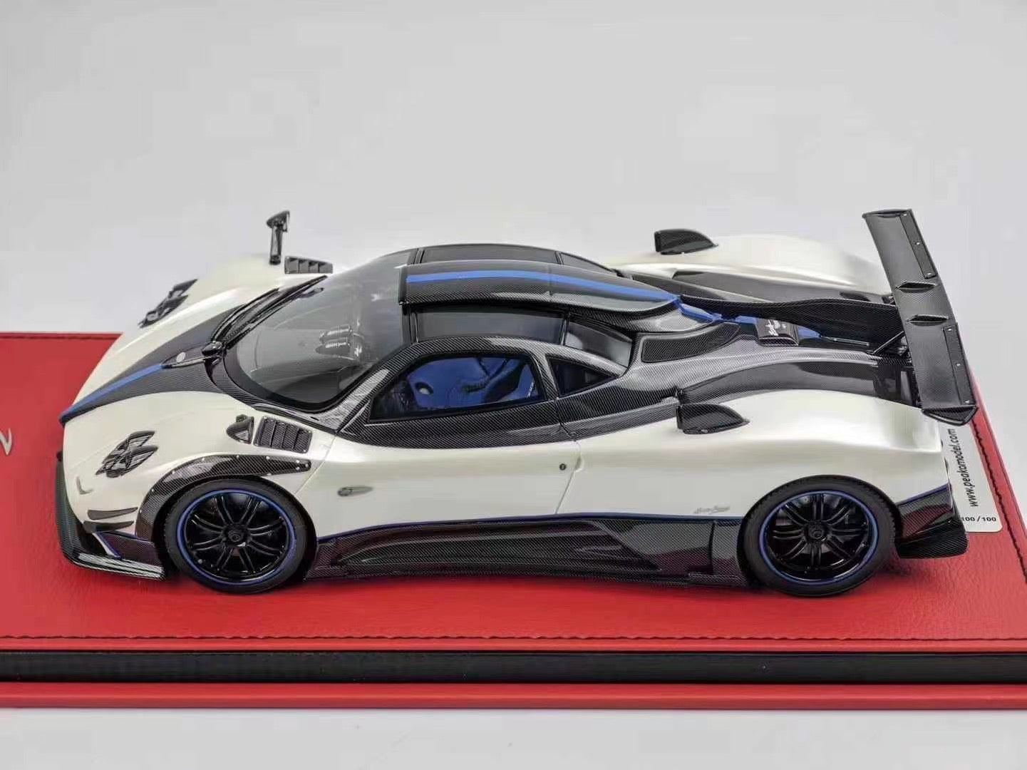 Peako 1/18 Pagani Zonda Riviera limited edition car model ornament