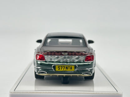 TSM Model 1/43 Bentley Flying Spur Christmas Brown Simulation Car Model Ornaments
