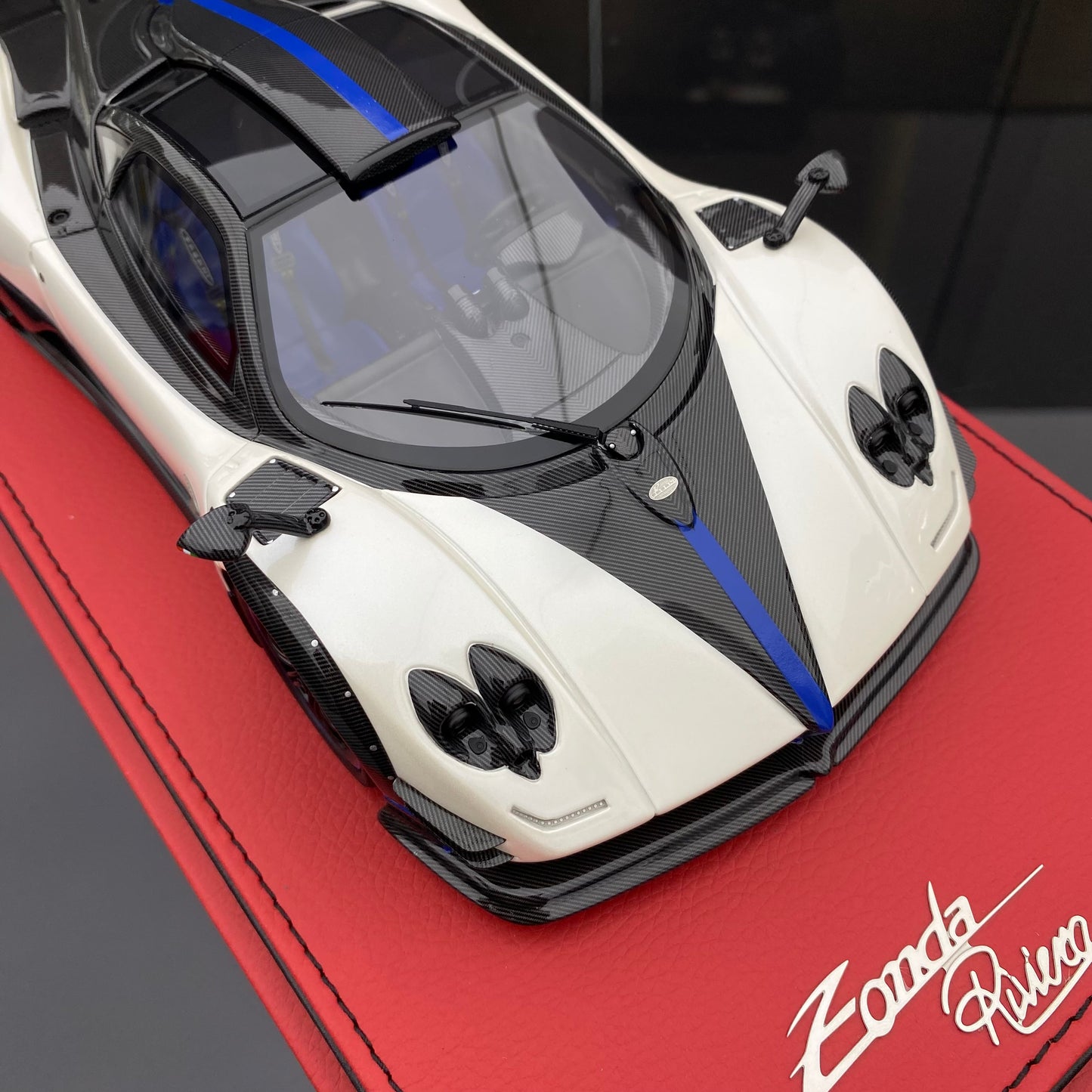 PEAKO 1/18 Pagani Zonda Riviera white limited edition car model ornament