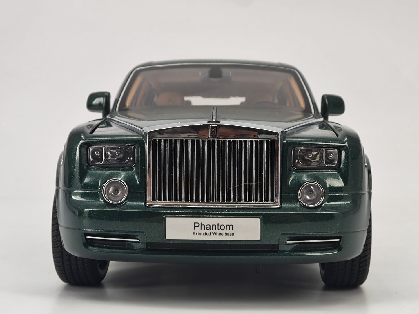 Kyosho 1/18 Rolls-Royce Phantom Peninsula Green Alloy Model Car