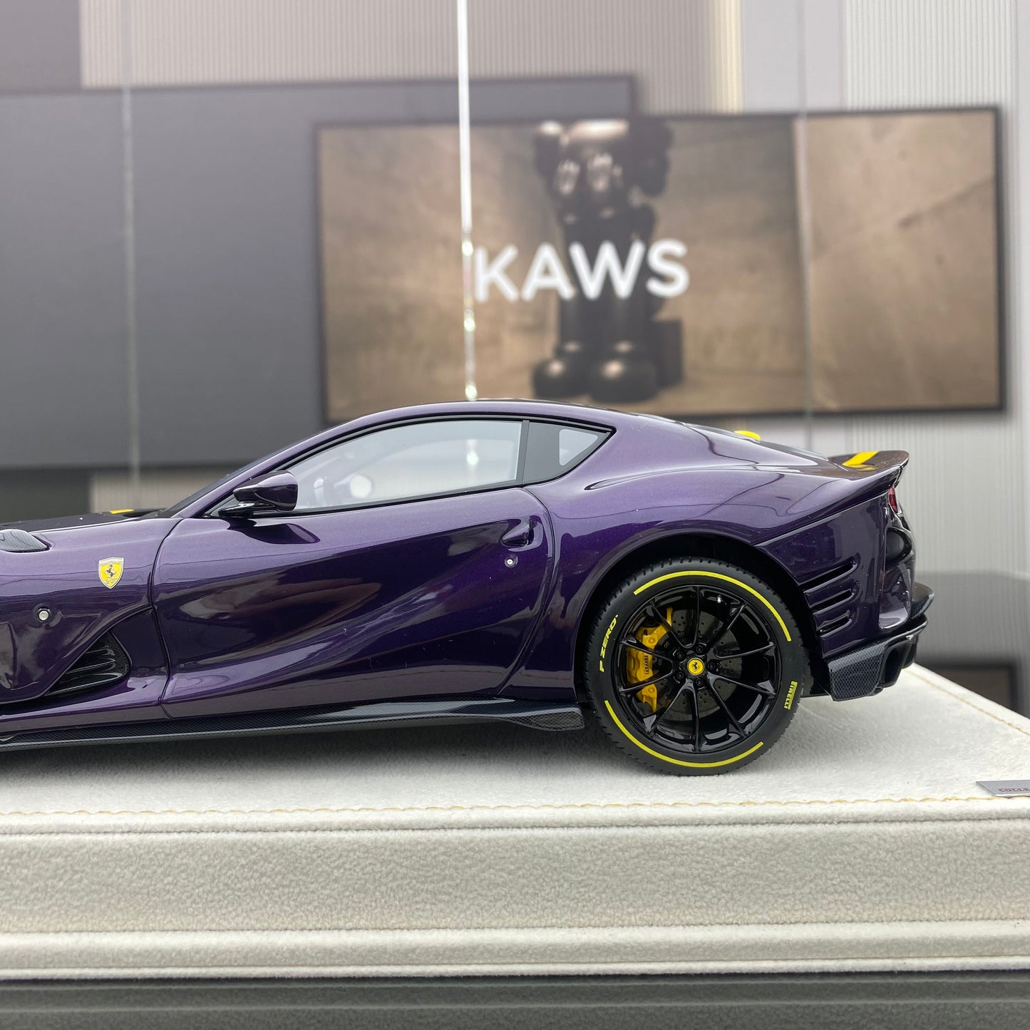 MR 1/18 Ferrari 812 Competizione Hong Kong Purple Limited Edition Car Model