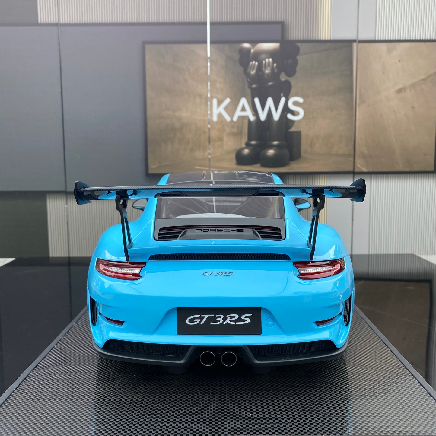 DM 1/8 Porsche 911 GT3RS high-end ornamental resin limited edition car model