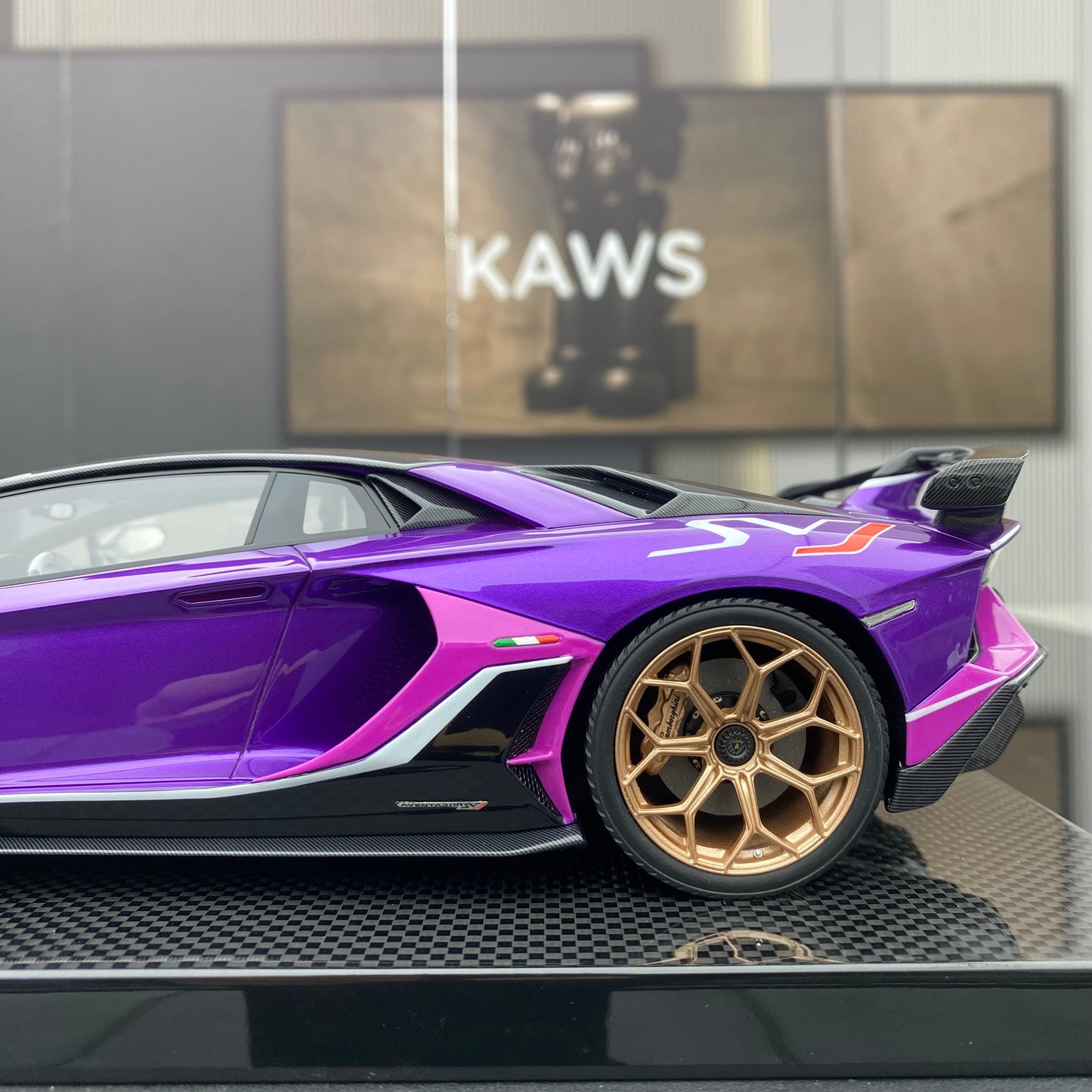 DM 1/18 Lamborghini SVJ Daniel limited edition car model ornament gift