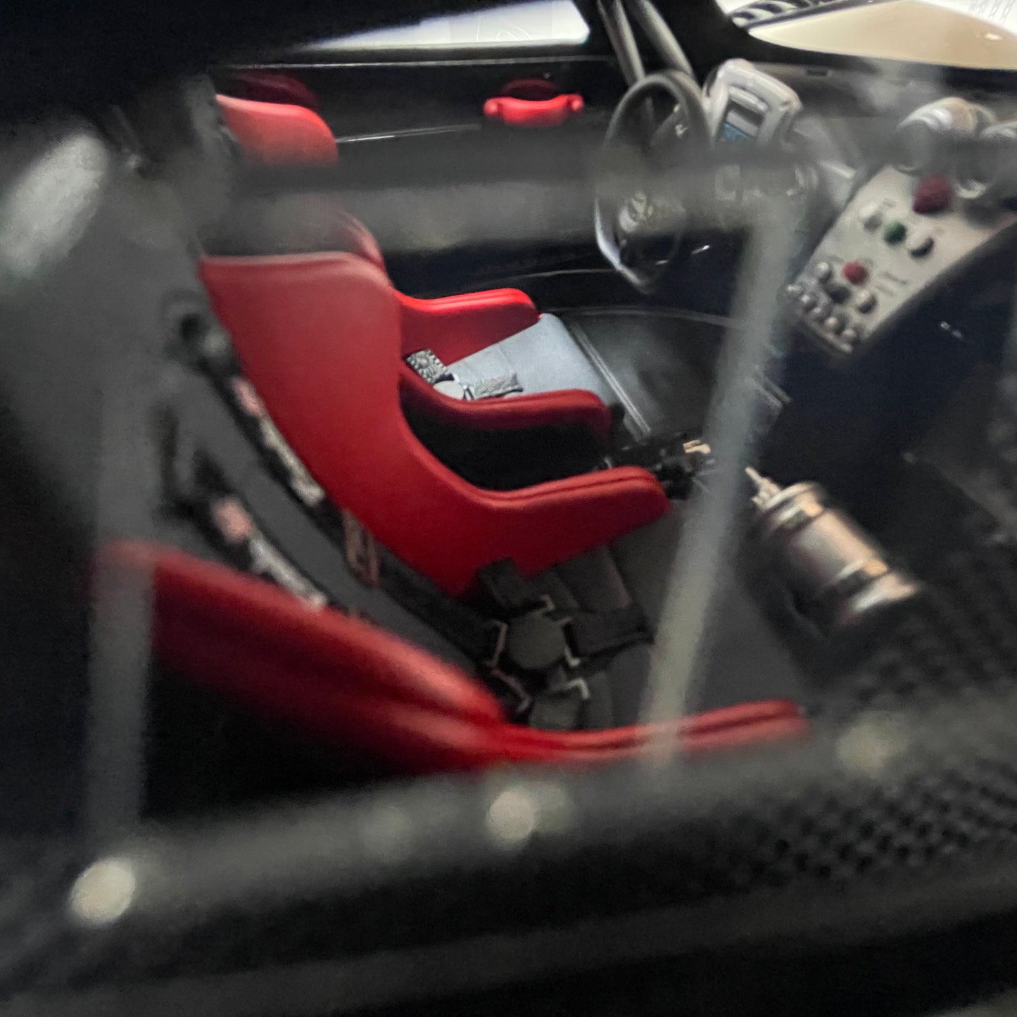 KASH MODEL 1/18 Pagani Zonda R Warm Pearl White KPZR003