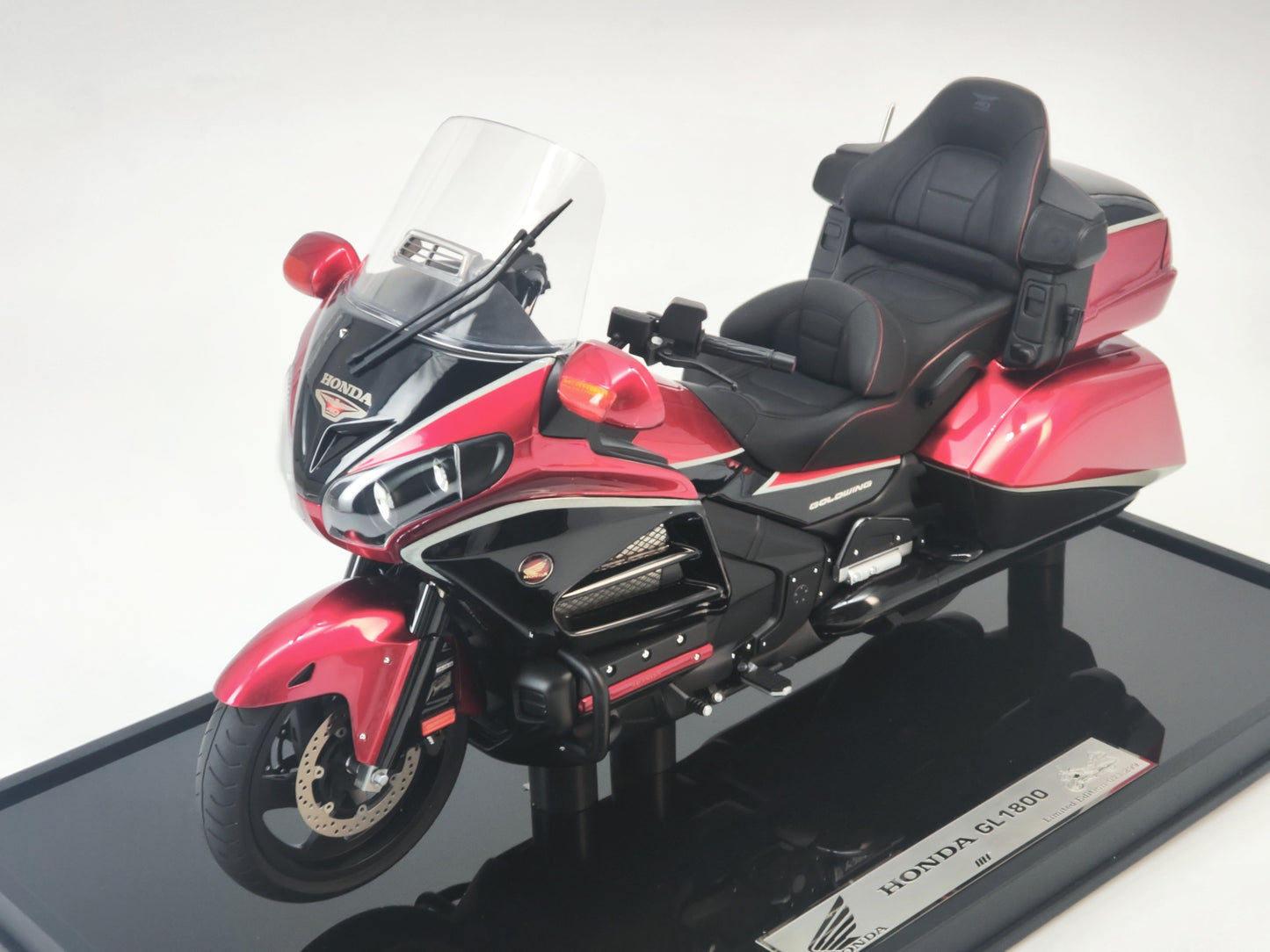 MH 1/6 Honda Gold Wing GL1800 Motorcycle Model Ornaments