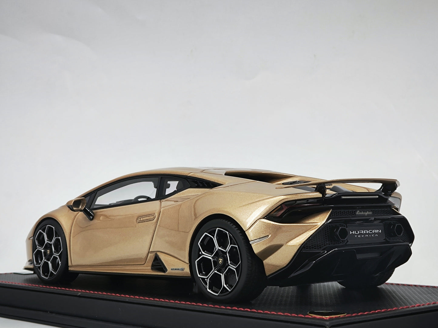MR 1/18 Lamborghini Huracan LP640-2 Tecnica Simulation Model Car