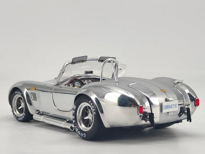 Kyosho 1/18 Ford Shellby Cobra 427 S/C Silver-plated Alloy Simulation Car Model