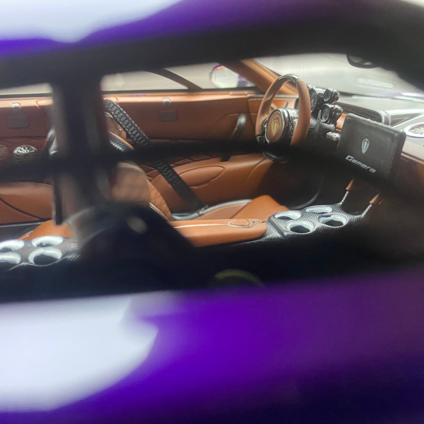FRONTIART 1/18 Koenigsegg Gemera Purple Limited Edition Car Model Ornaments