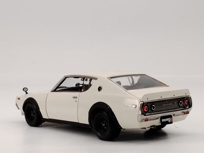 Kyosho 1/18 Nissan skyline 2000 gtr KPGC110 white simulation car model
