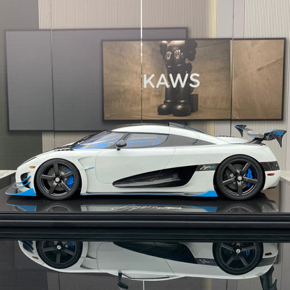 FRONTIART 1/8 Koenigsegg RS1 Pearl White Limited Edition Car Model Collection