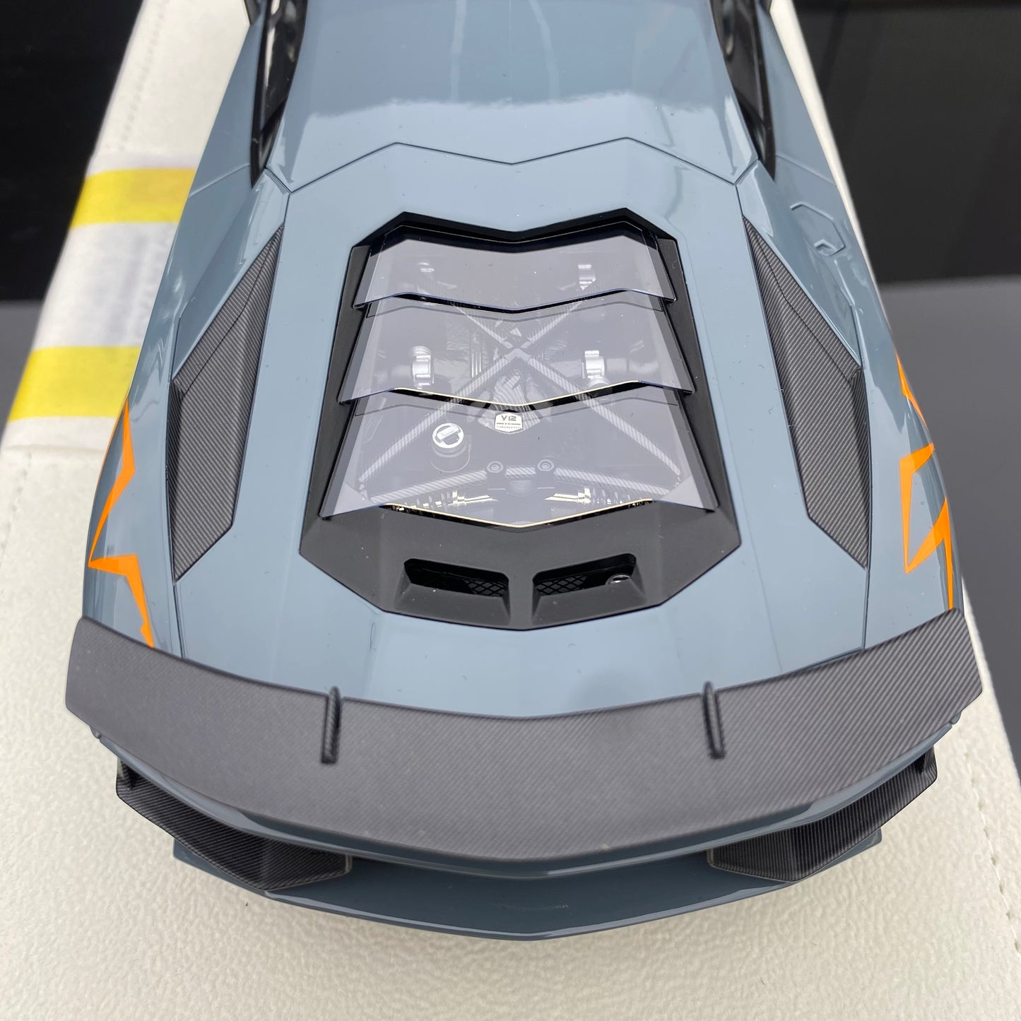 MAKE UP 1/18 Lamborghini Aventador LP750-4 SV limited edition car model