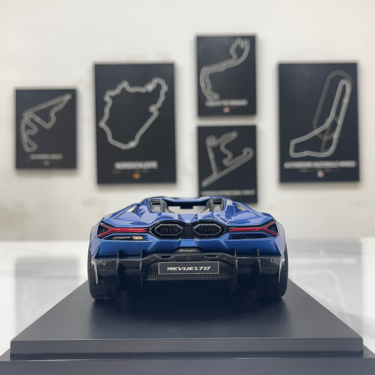Topspeed 1/18 Lamborghini Revuelto (Blue) – TS0619