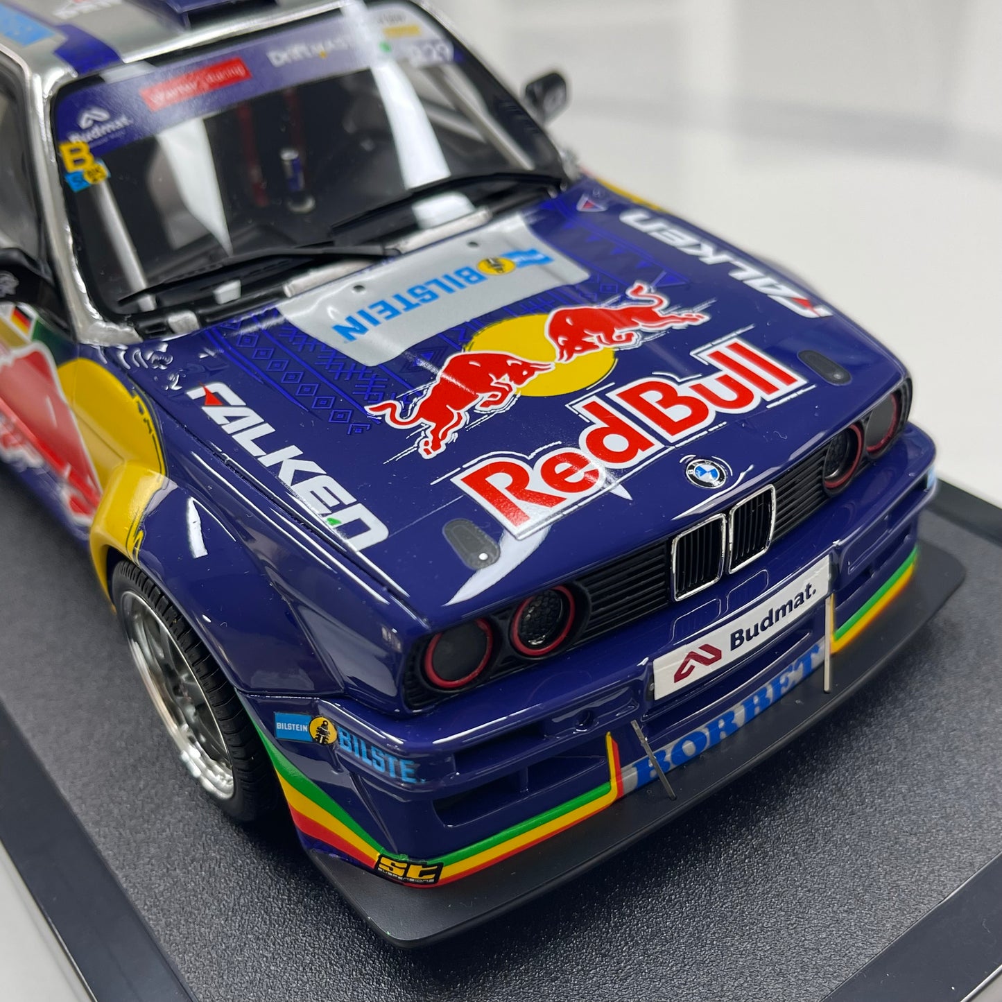 OTTO 1/18 BMW E30 V8 Drift – Purple Livery (OT486)
