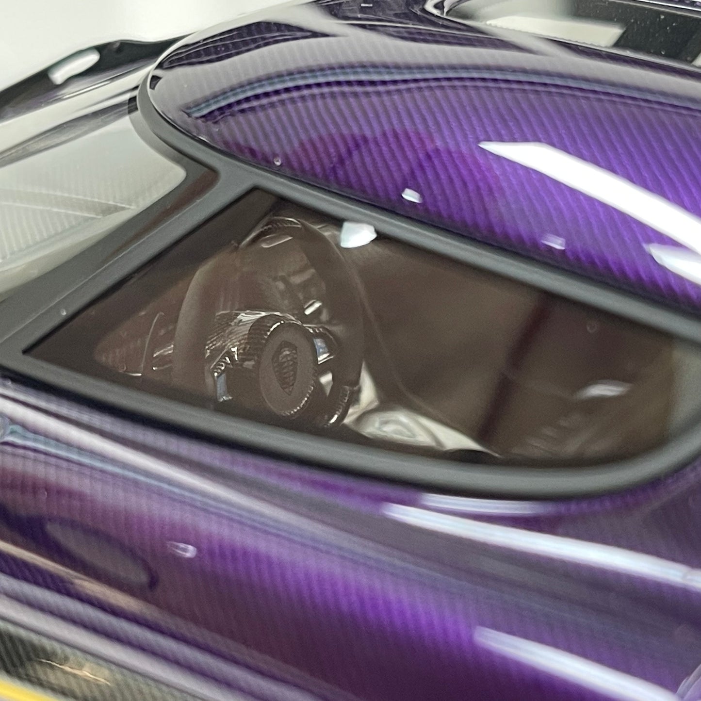 FRONTIART 1/18 Koenigsegg Regera Carbon Purple Limited Edition Model Car