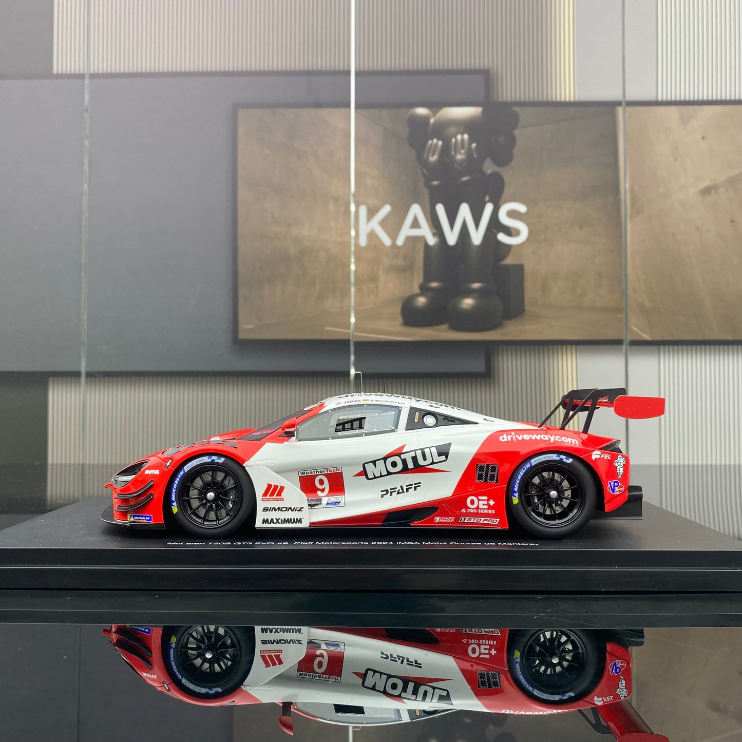Topspeed 1/18 McLaren 720GT3 EVO #9 simulation car model collection ornaments